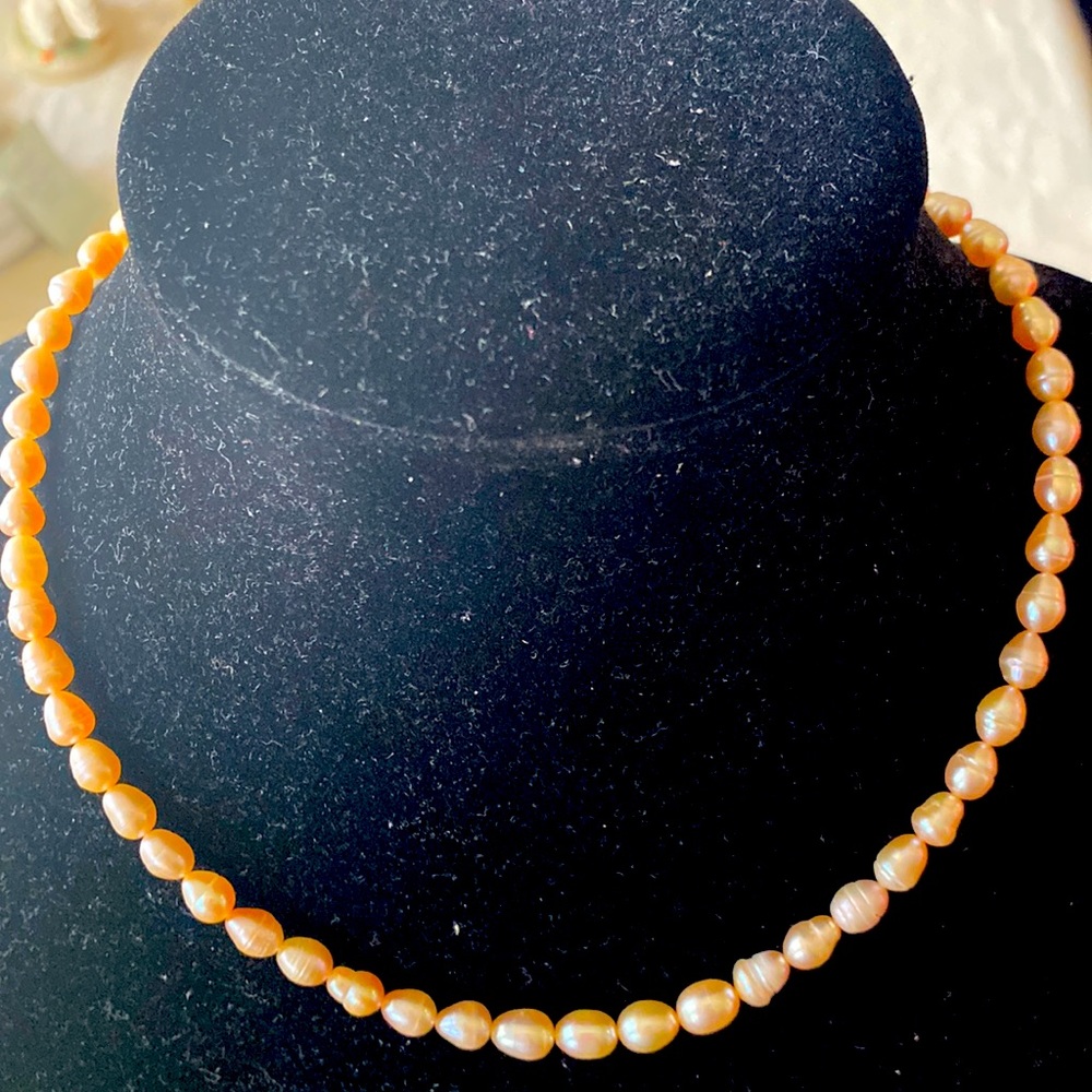 NWOT.  Classic Artisan freshwater cultured Pearl necklace.